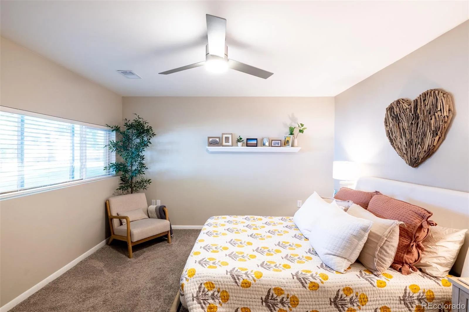 7071 S Bryant Street Littleton CO 80120 | MLS #REC6609619 08242026165132 1600 9