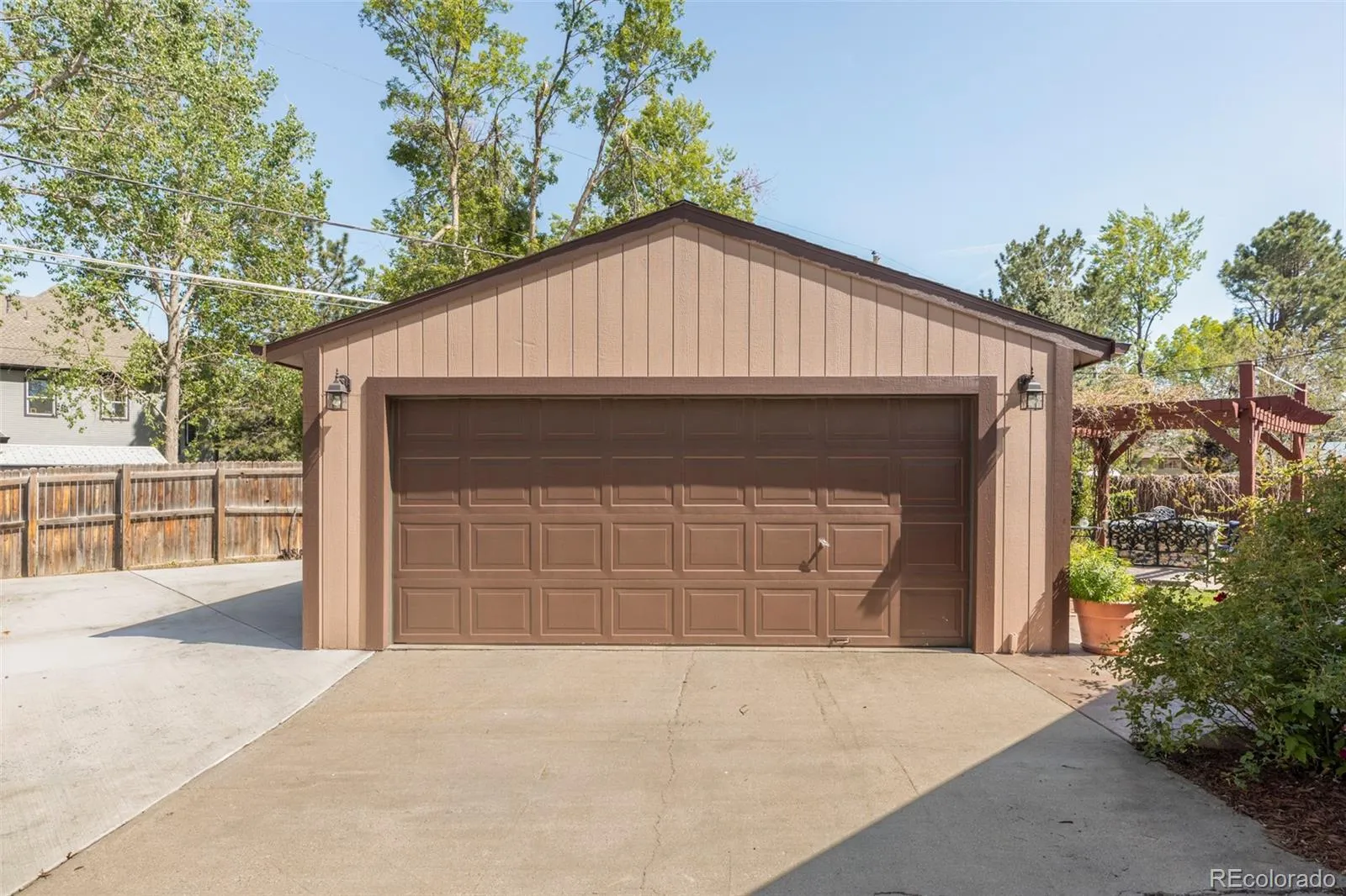 6326 Parfet Street Arvada CO 80004 MLS #REC6610831 05152026150241 1600 30