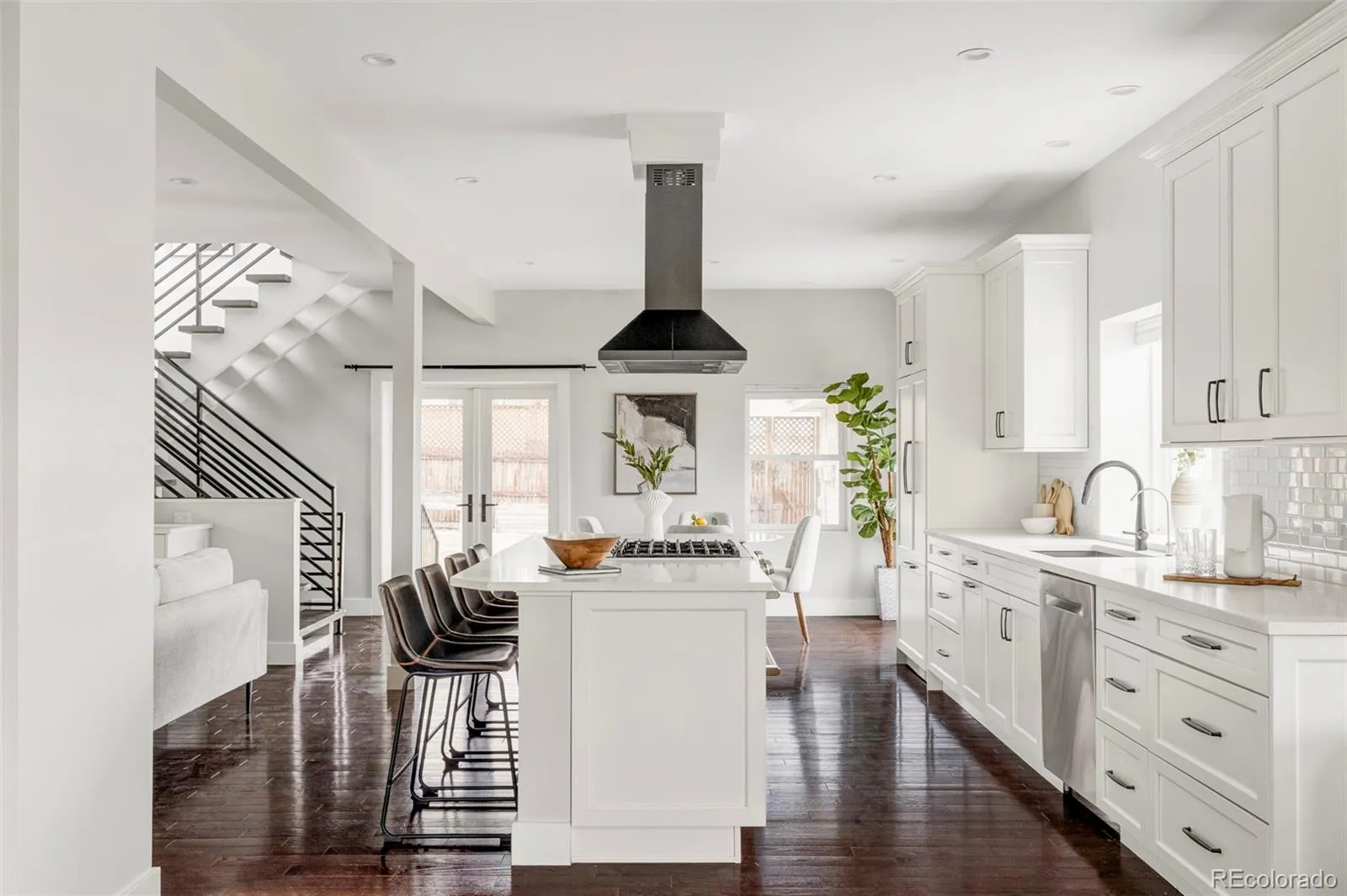 04152026171958 1600 10