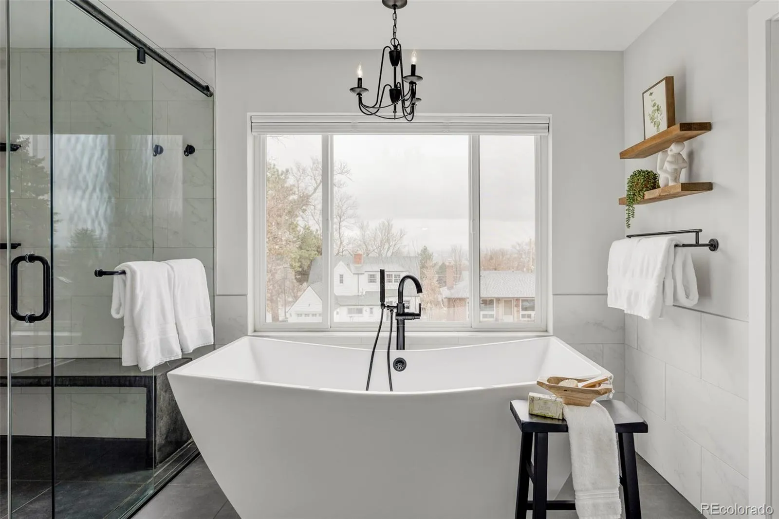 04152026171958 1600 21