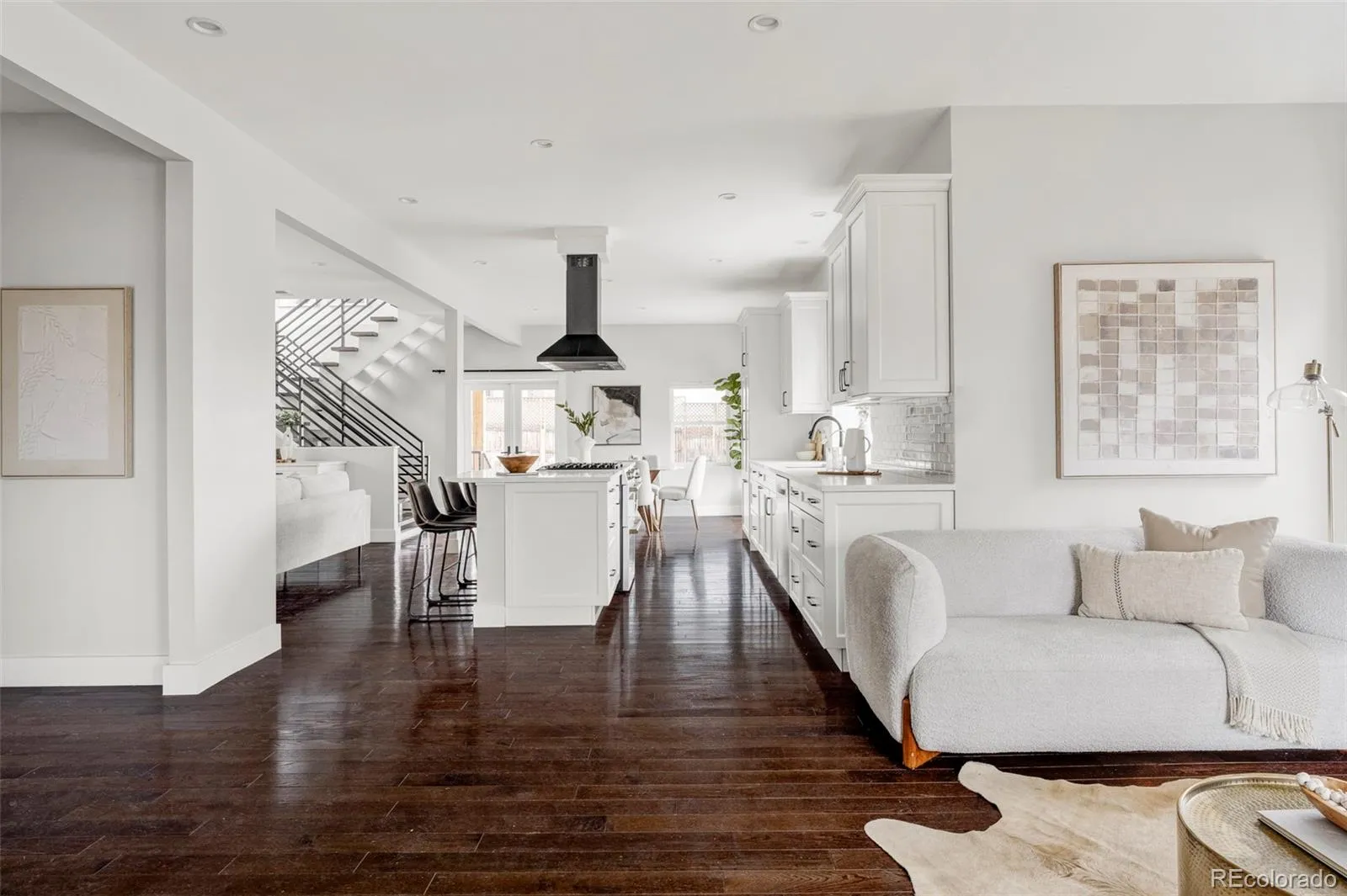 04152026171958 1600 9