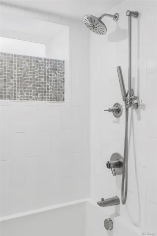 04152026171958 640 35