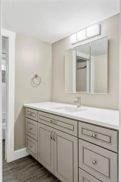 04152026171958 800 34