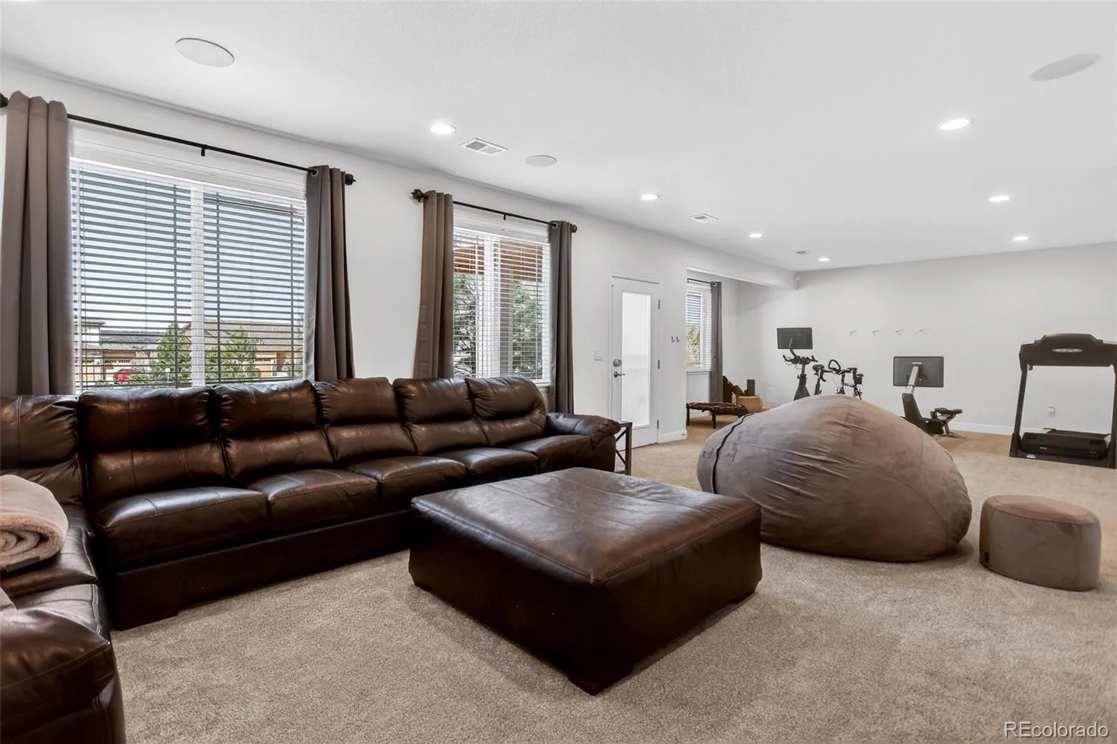 1205 Bonnyton Place Castle Rock CO 80104 | MLS #REC6614983 08152026075329 1600 33