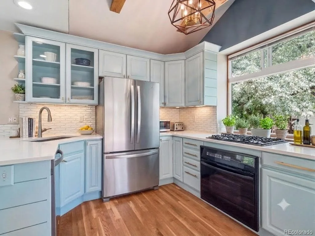 1660 S Cook Street Denver CO 80210 MLS #REC6617308 07092026211332 1024 3