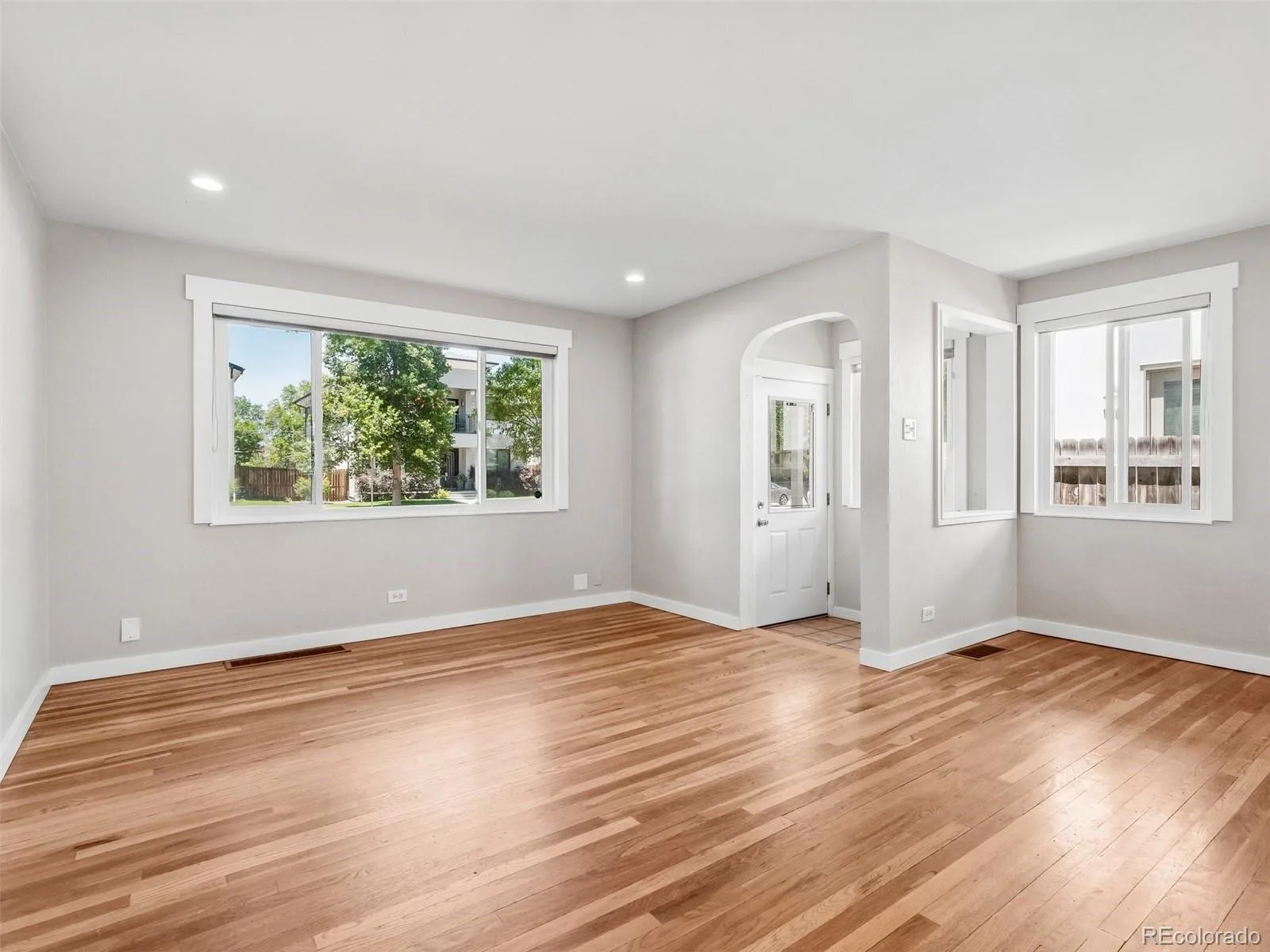 1660 S Cook Street Denver CO 80210 MLS #REC6617308 07092026211332 1600 12