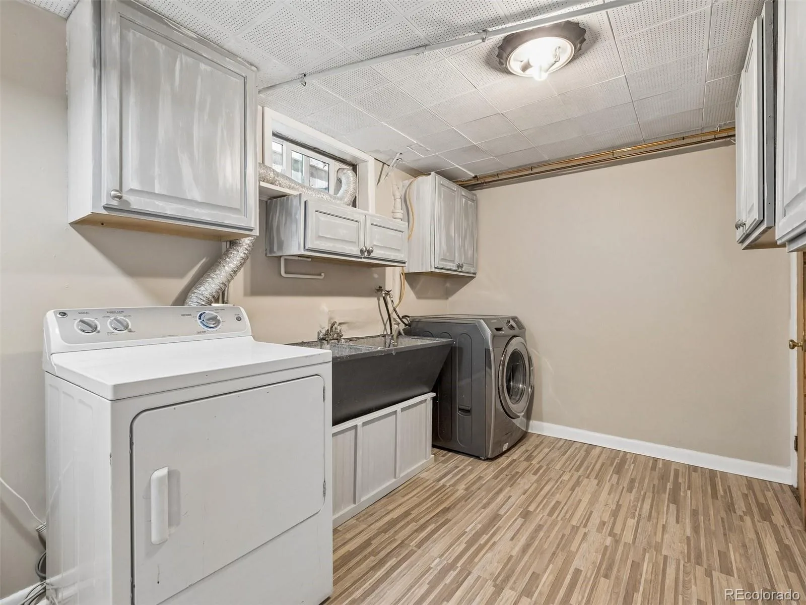 1660 S Cook Street Denver CO 80210 MLS #REC6617308 07092026211332 1600 26