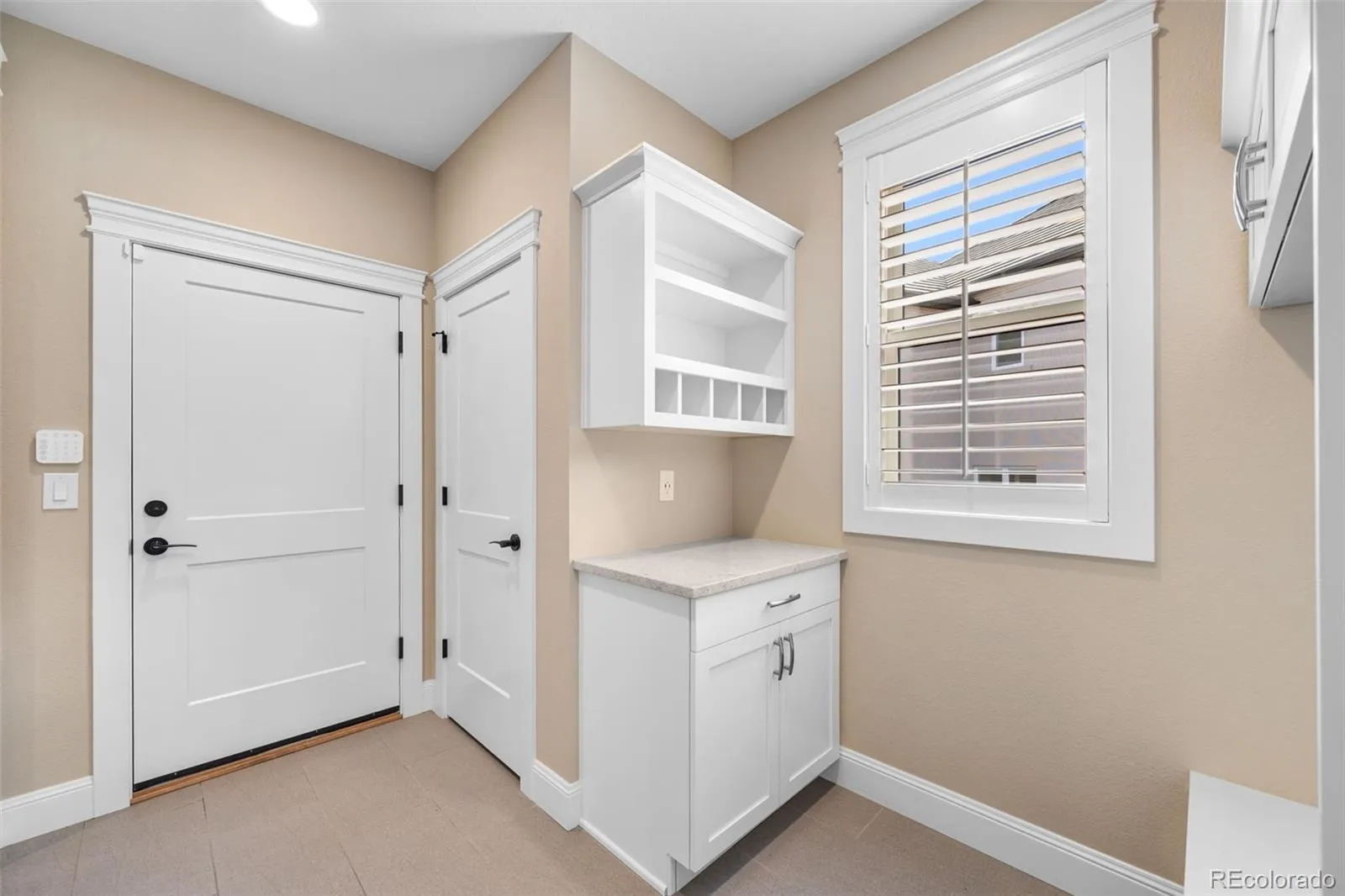 27001 E Long Circle Aurora CO 80016 MLS #REC6620084 04282026013320 1600 28