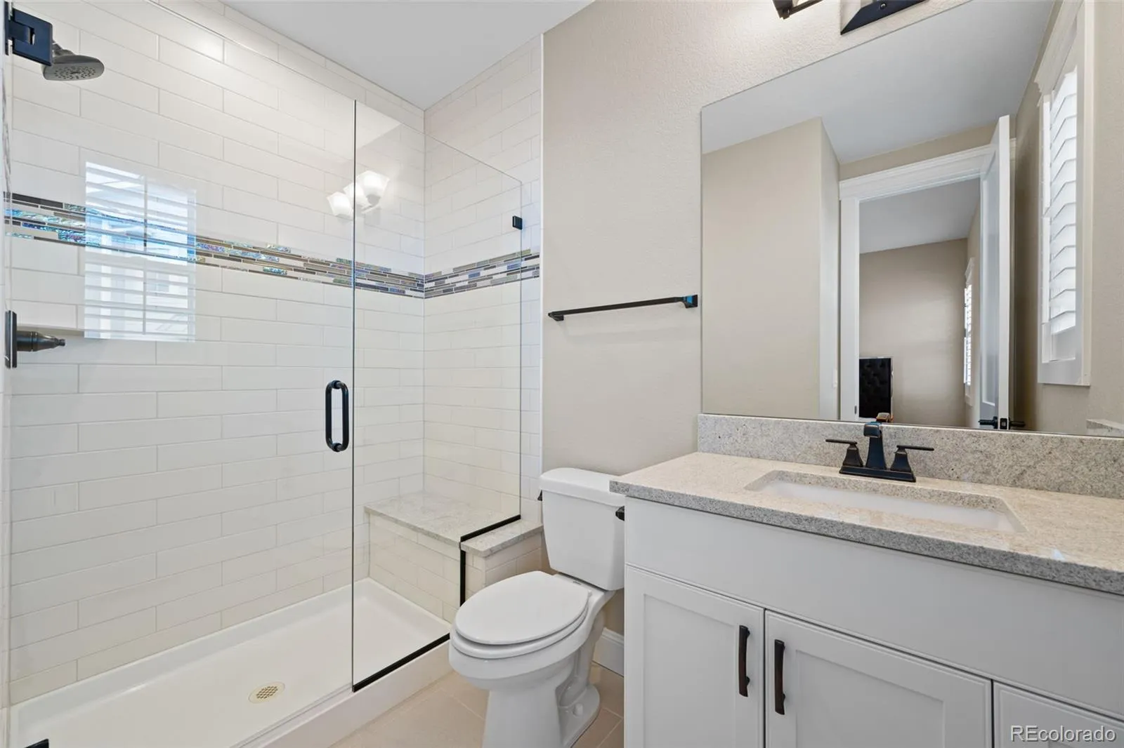 27001 E Long Circle Aurora CO 80016 MLS #REC6620084 04282026013320 1600 31