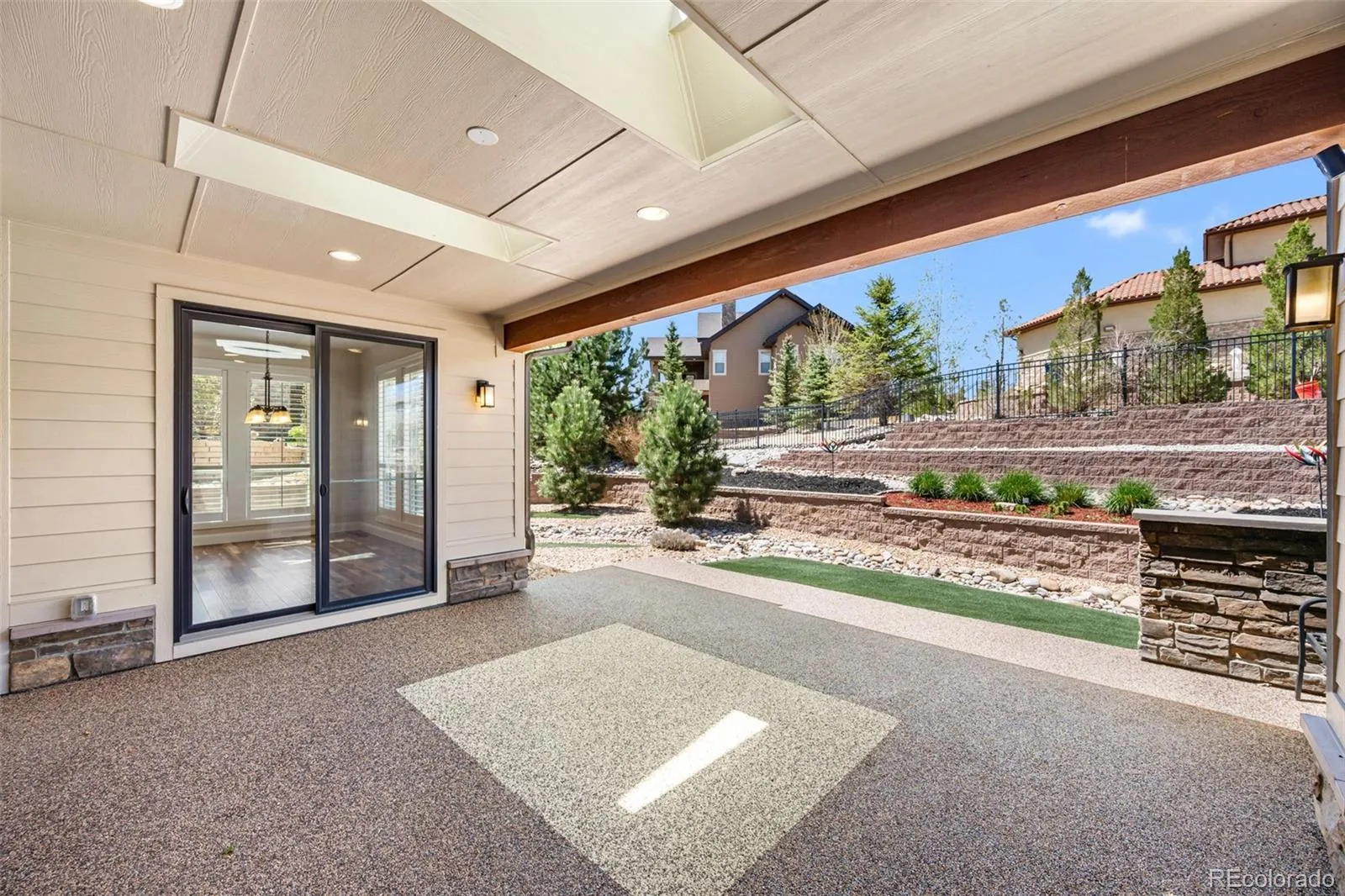 27001 E Long Circle Aurora CO 80016 MLS #REC6620084 04282026013320 1600 42