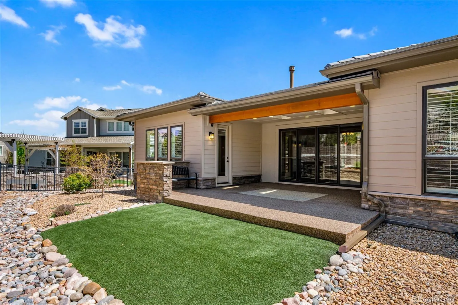 27001 E Long Circle Aurora CO 80016 MLS #REC6620084 04282026013320 1600 43