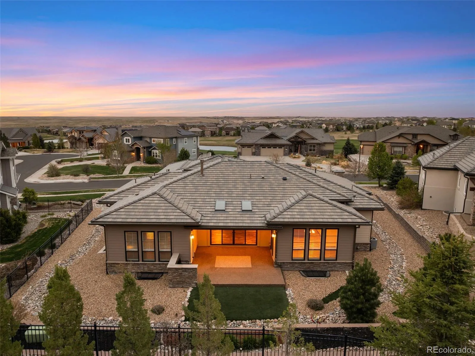 27001 E Long Circle Aurora CO 80016 MLS #REC6620084 04282026013320 1600 45