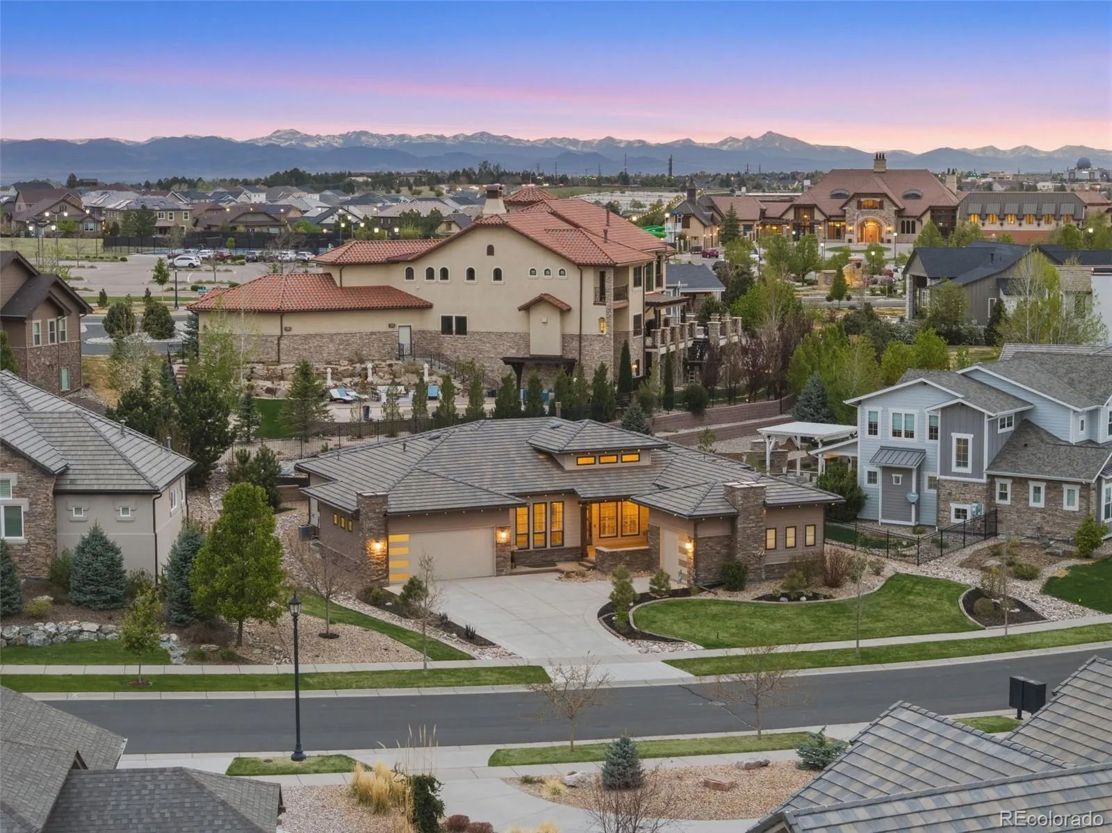 27001 E Long Circle Aurora CO 80016 MLS #REC6620084 04282026013320 1600 47