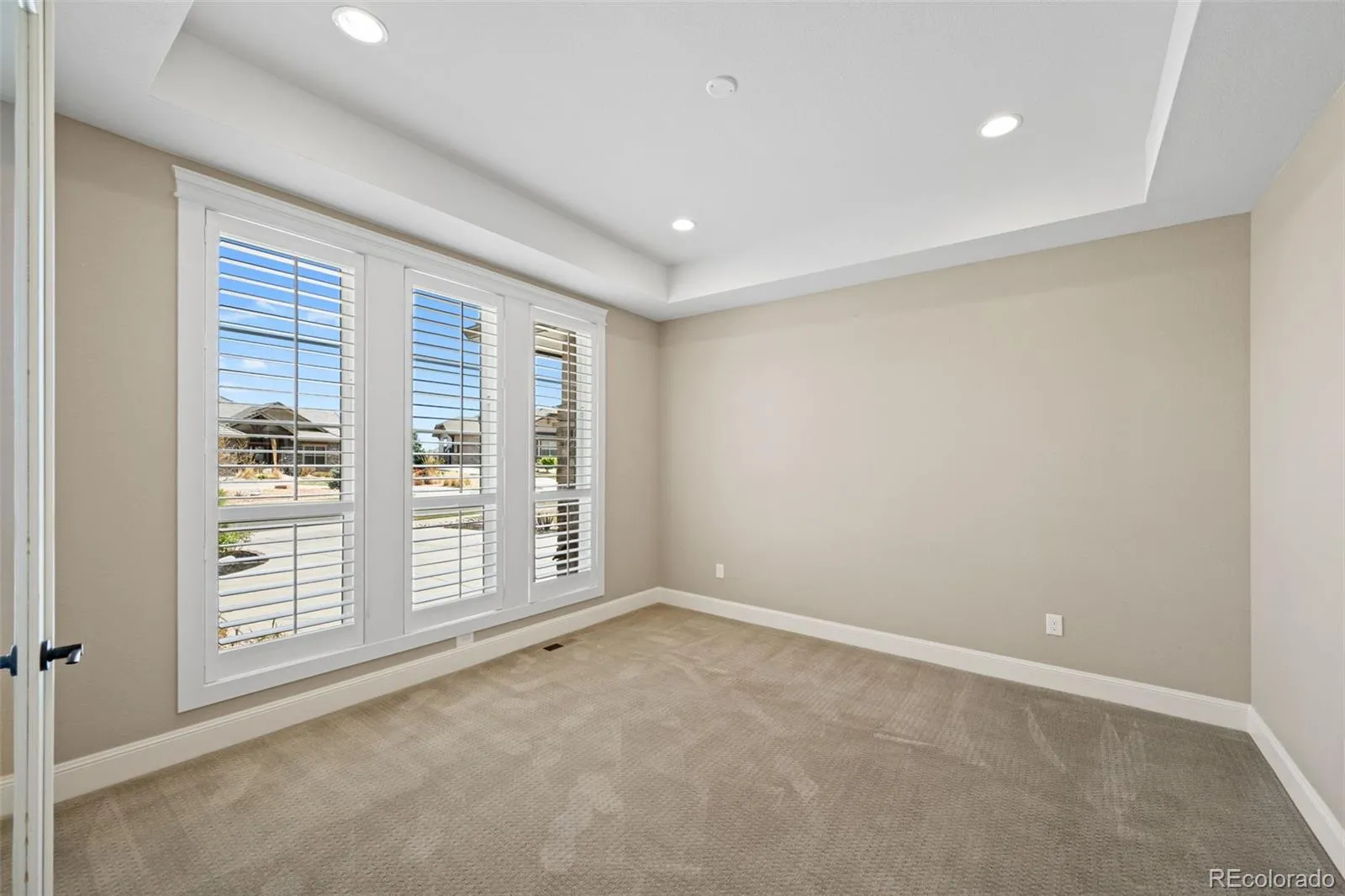 27001 E Long Circle Aurora CO 80016 MLS #REC6620084 04282026013320 1600 7