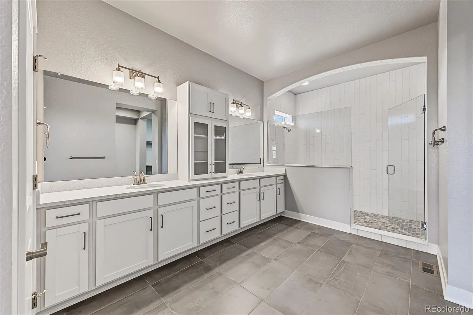 23321 E Rockinghorse Parkway Aurora CO 80016 | MLS #REC6625119 09242026151507 1600 18