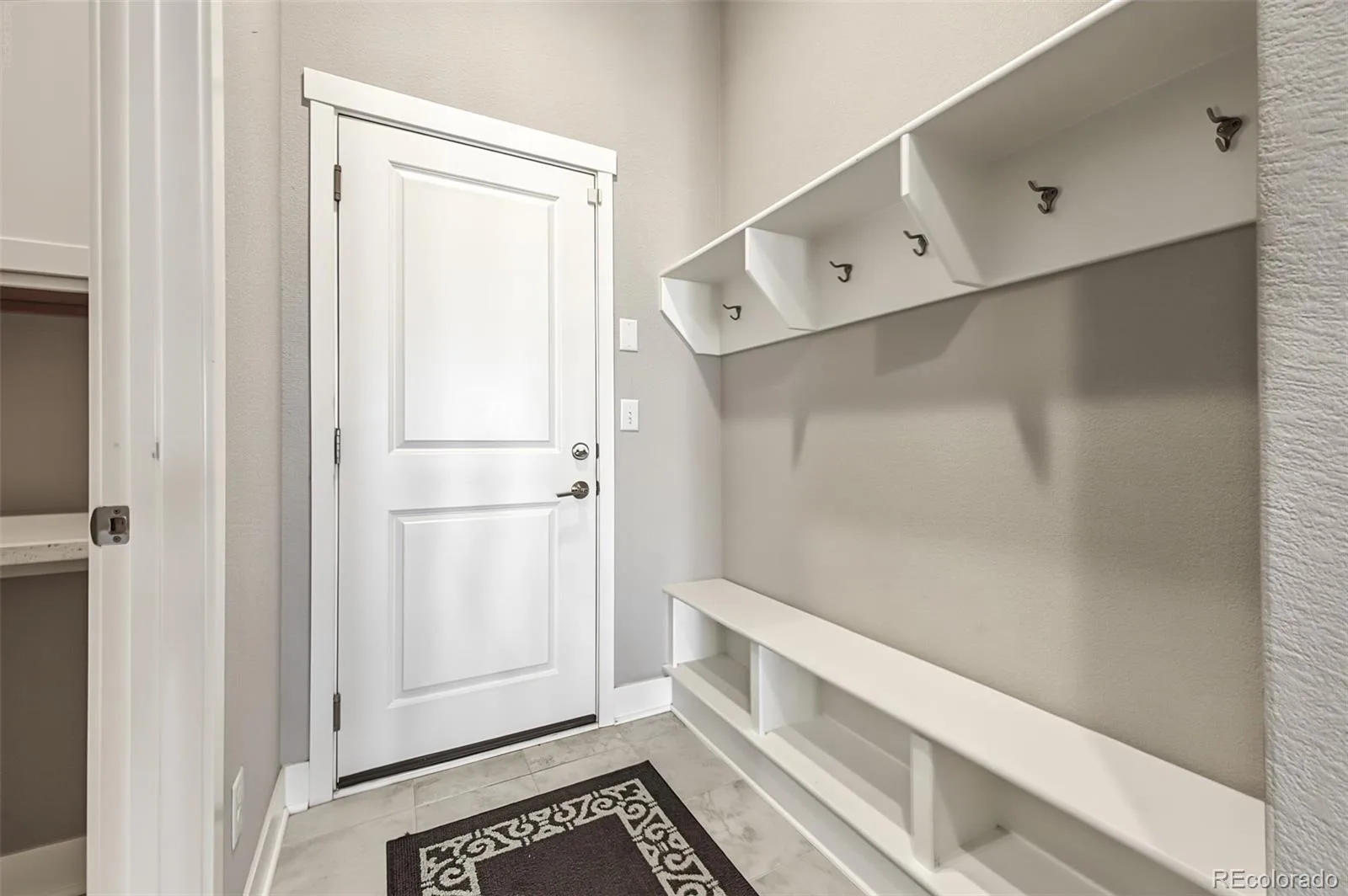 23321 E Rockinghorse Parkway Aurora CO 80016 | MLS #REC6625119 09242026151507 1600 28