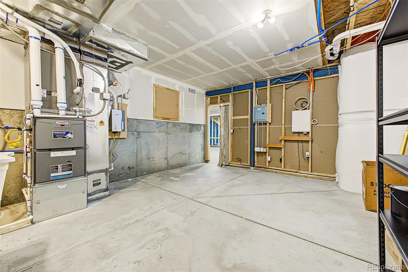 23321 E Rockinghorse Parkway Aurora CO 80016 | MLS #REC6625119 09242026151507 1600 38
