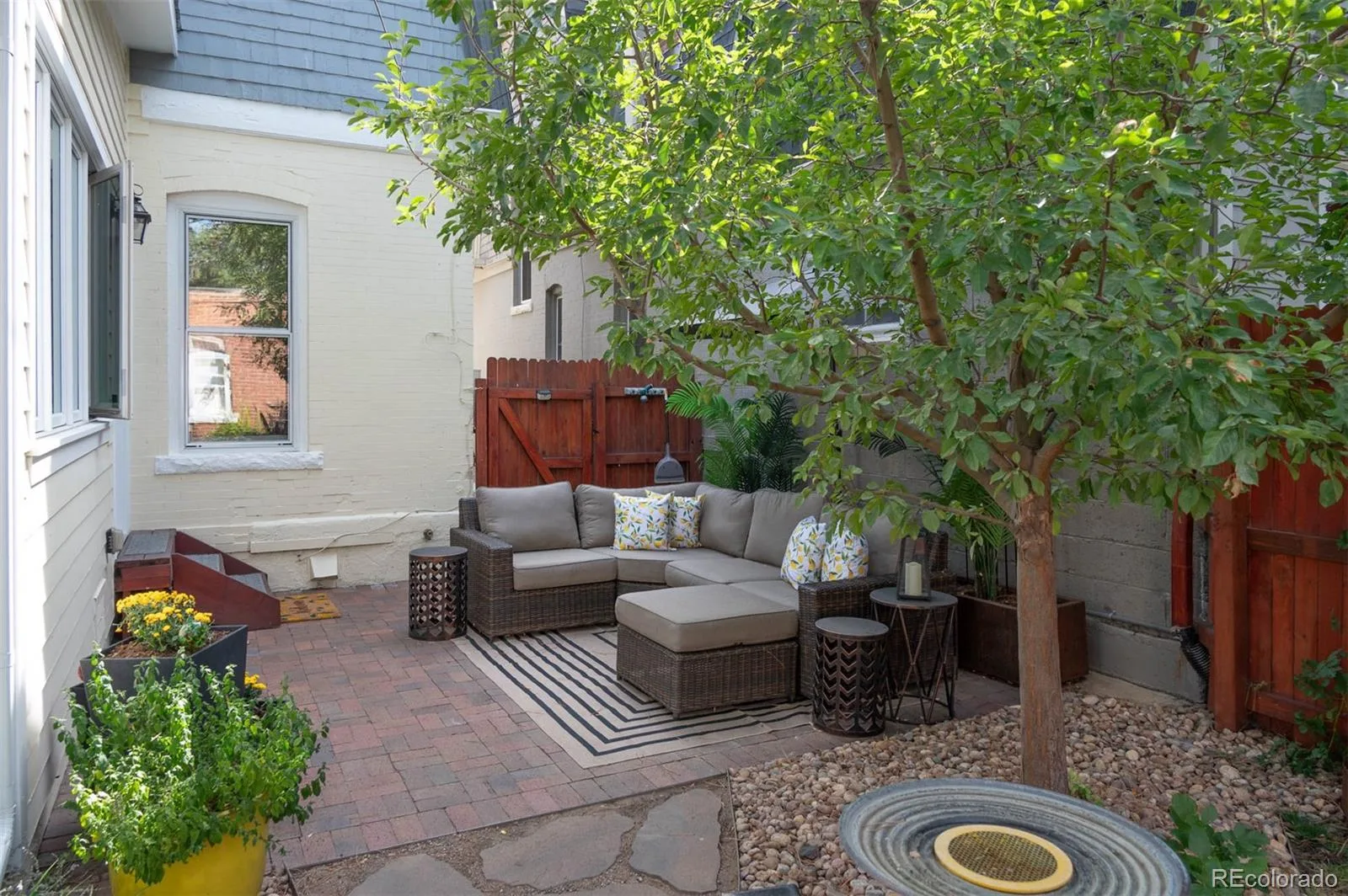 349 S Grant Street Denver CO 80209 | MLS #REC6625685 09222026114009 1600 39