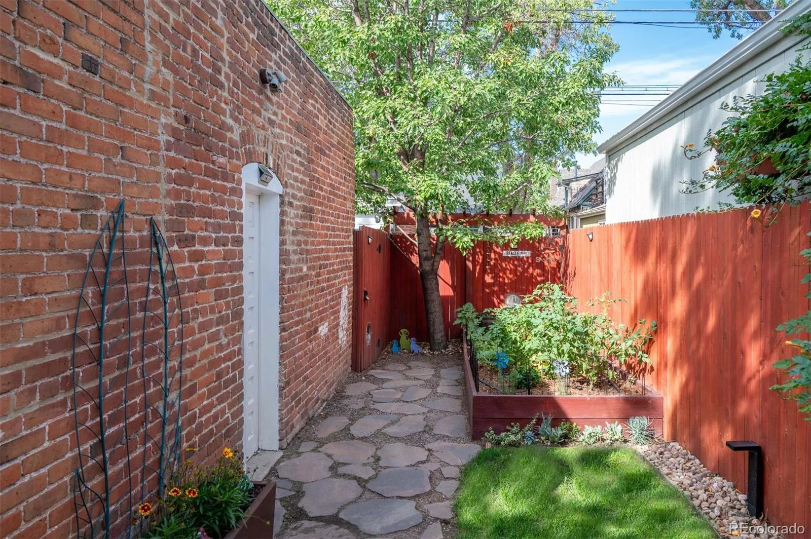 349 S Grant Street Denver CO 80209 | MLS #REC6625685 09222026114009 1600 43