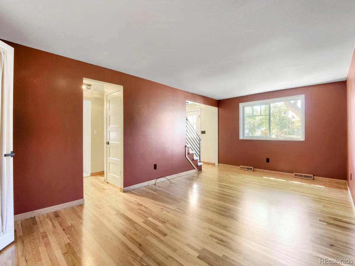 6149 S Monroe Court Centennial CO 80121 | MLS #REC6626710 09012026163943 1200 9