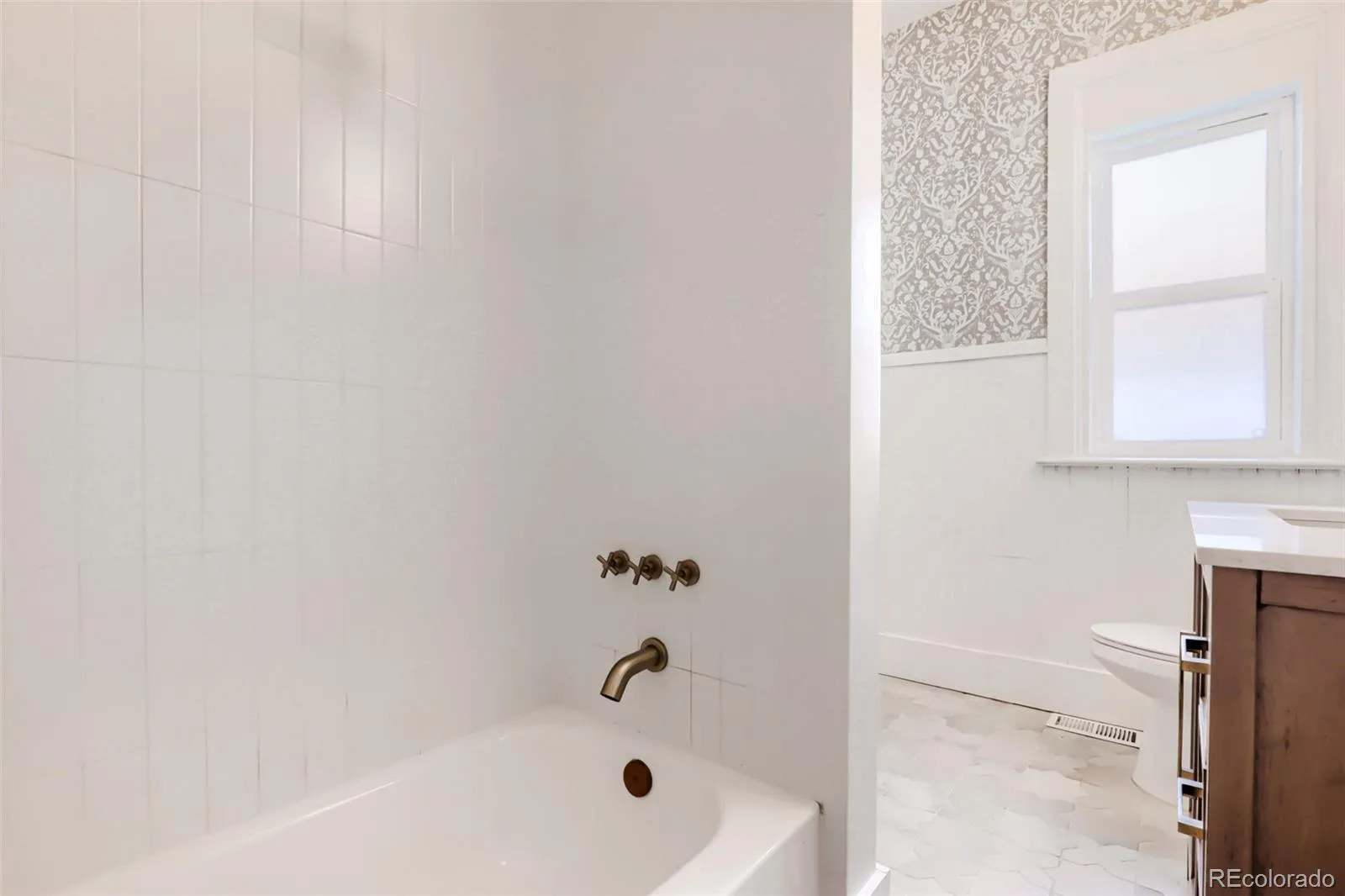 04082026172729 1600 14