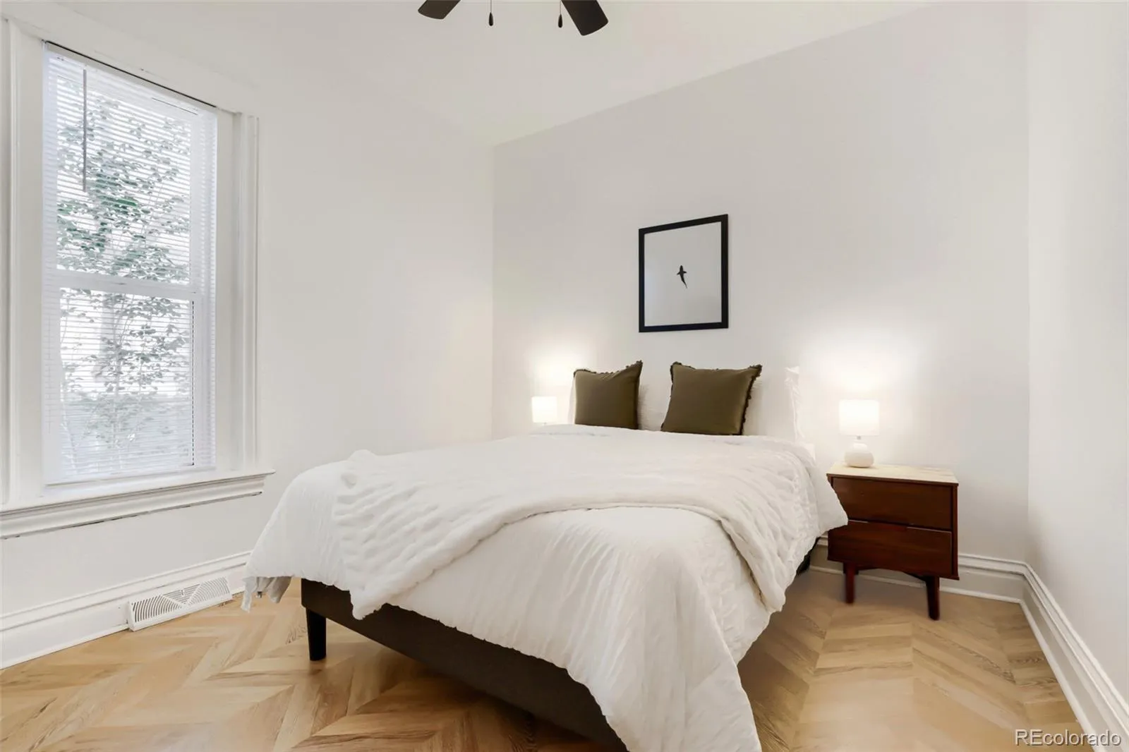 04082026172729 1600 16