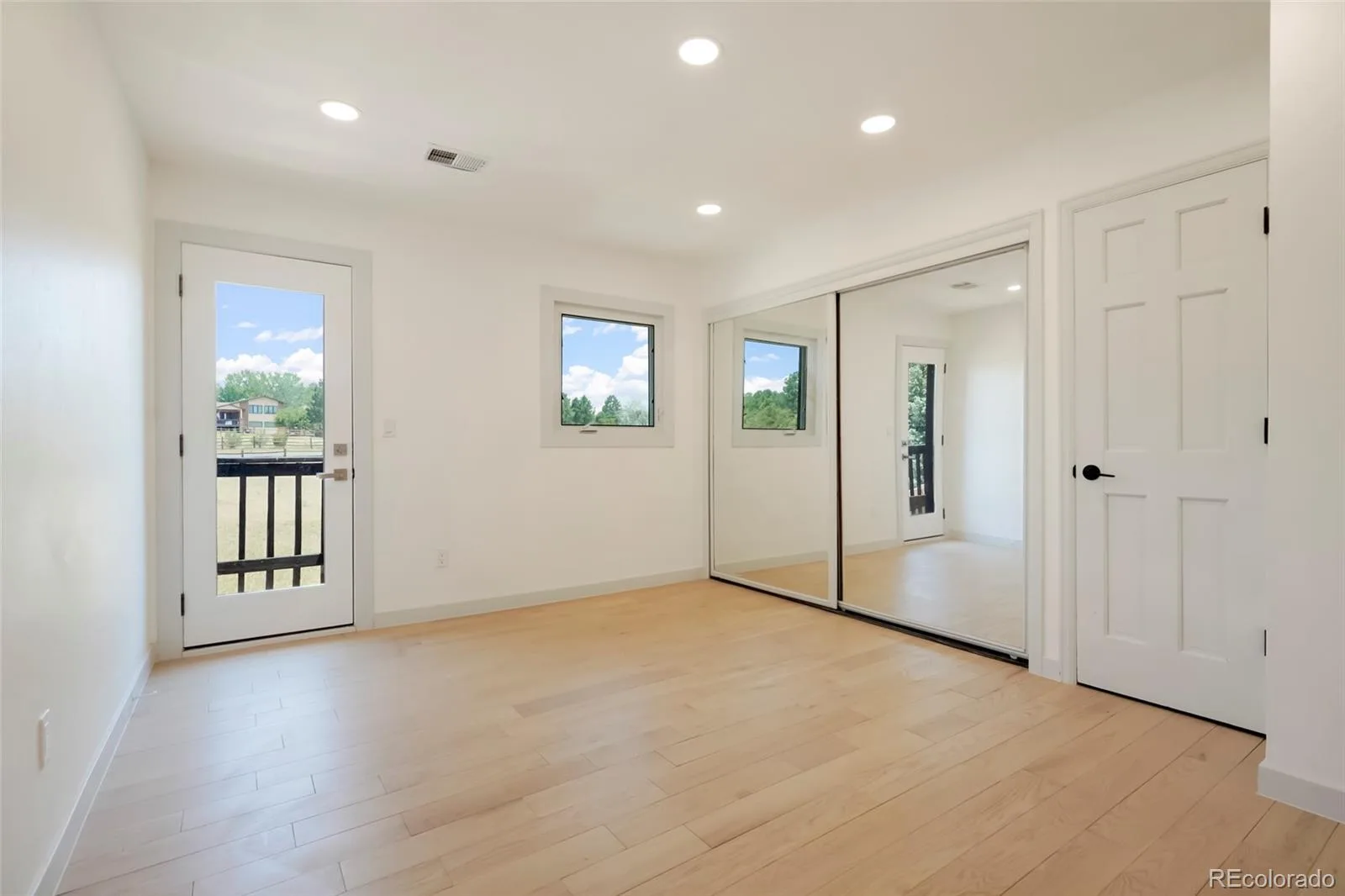 12925 Sierra Circle Parker CO 80138 | MLS #REC6627209 07072026172927 1600 29