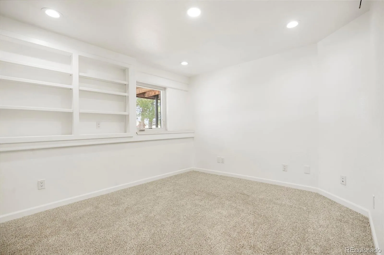 12925 Sierra Circle Parker CO 80138 | MLS #REC6627209 07072026172927 1600 33