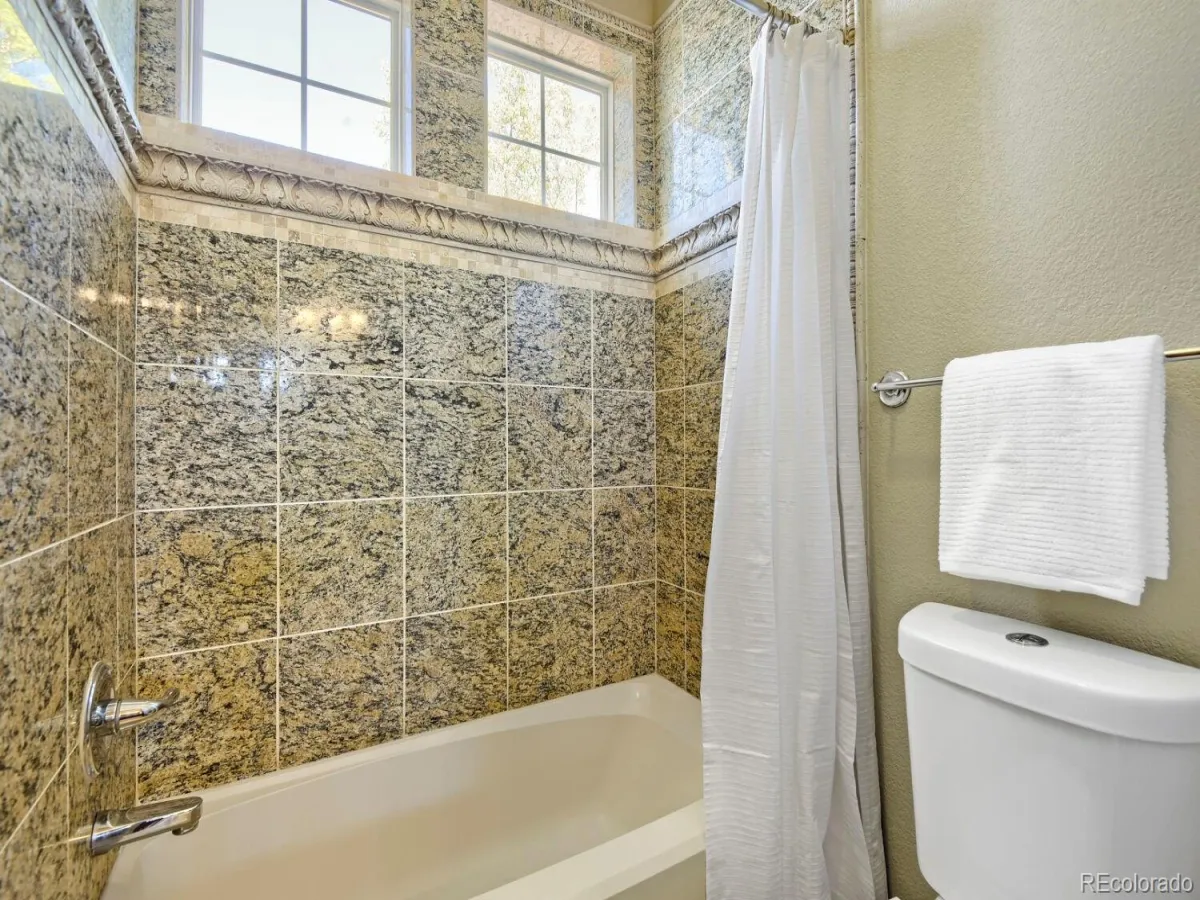 04172026043944 1200 24