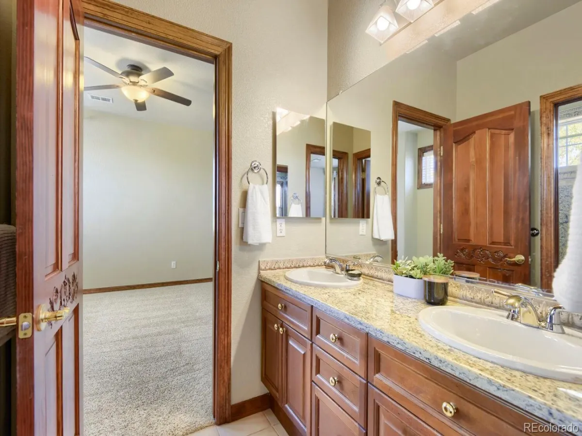 04172026043944 1200 25