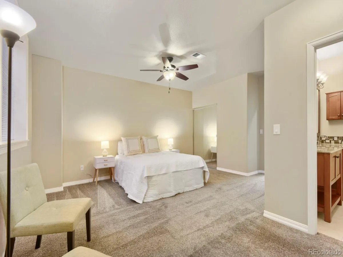 04172026043944 1200 32