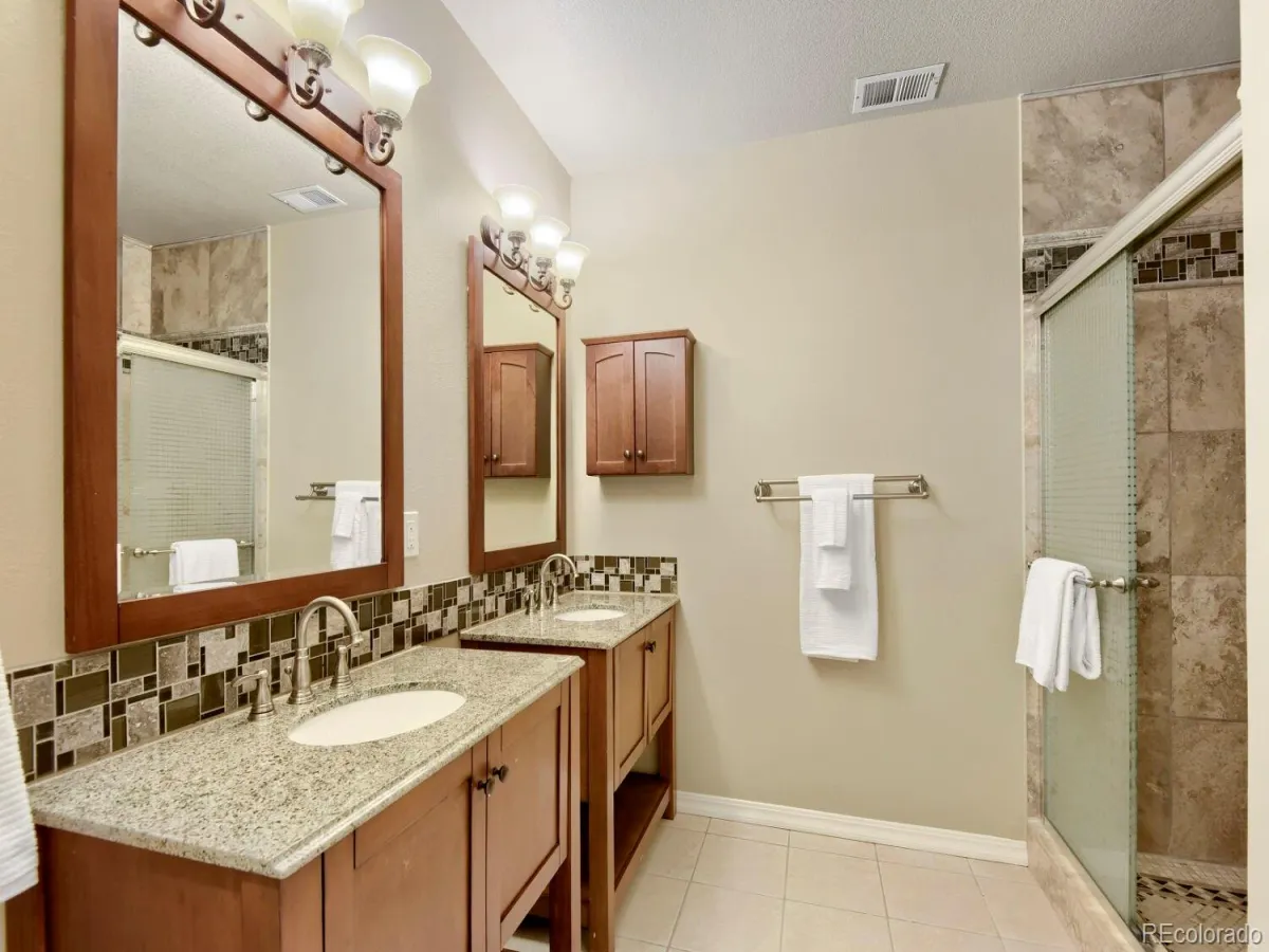 04172026043944 1200 33