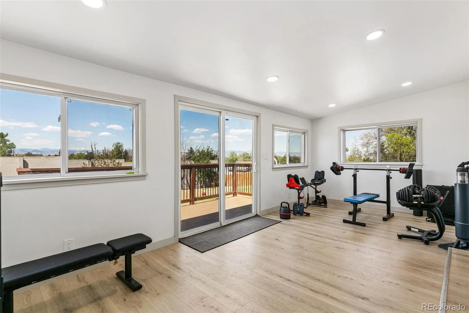 3151 S Holly Place Denver CO 80222 MLS #REC6629179 04262026230613 1600 12