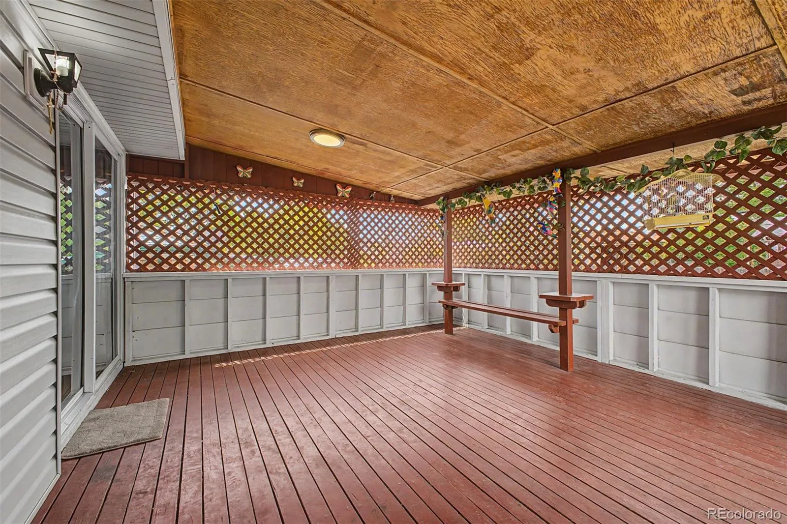 933 Newcombe Street Lakewood CO 80215 MLS #REC6630741 05232026095244 1600 41