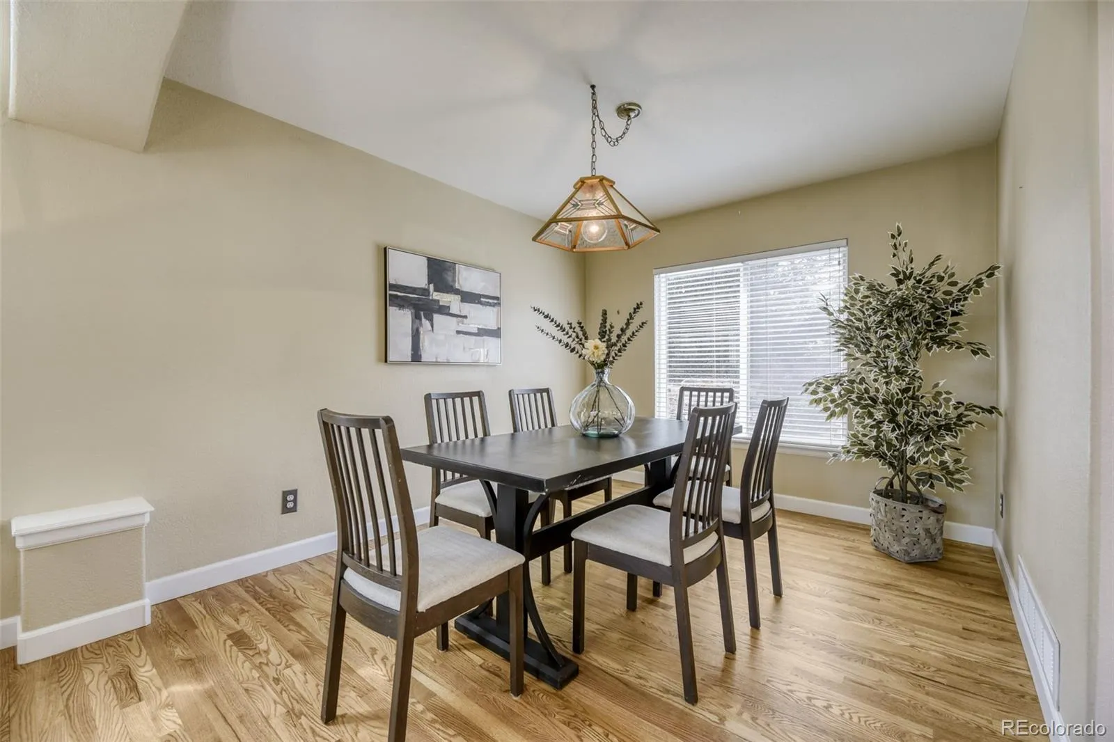 5357 S Harlan Way Littleton CO 80123 MLS #REC6631268 05132026210249 1600 5