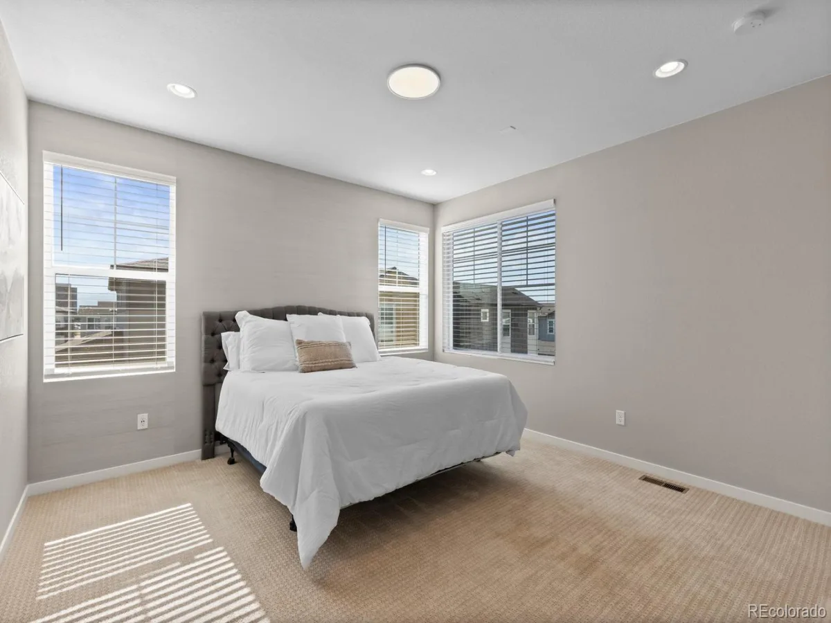 8978 Delacorte Street Highlands Ranch CO 80129 MLS #REC6632374 06182026202635 1200 15