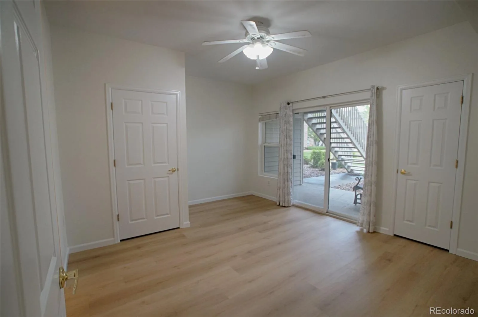 18201 E Greenwood Drive #A Aurora CO 80013 MLS #REC6632491 05062026040910 1600 13