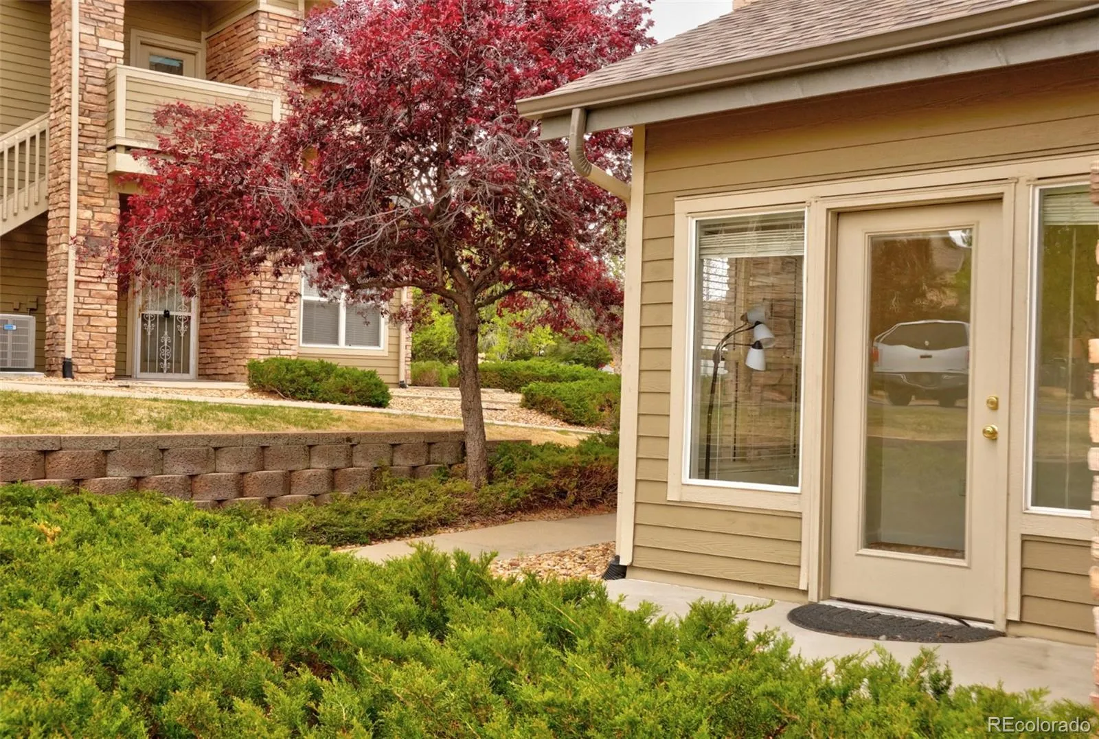 18201 E Greenwood Drive #A Aurora CO 80013 MLS #REC6632491 05062026040910 1600 18