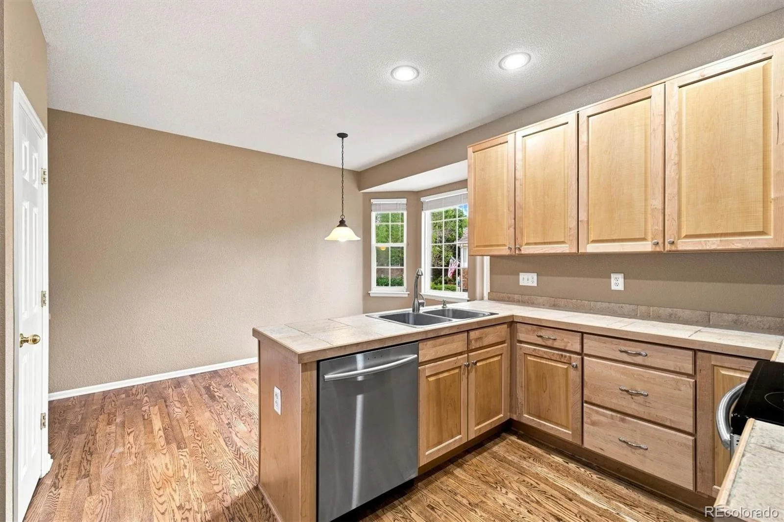 13708 Boulder Point #102 Broomfield CO 80023 | MLS #REC6634509 08272026212737 1600 5