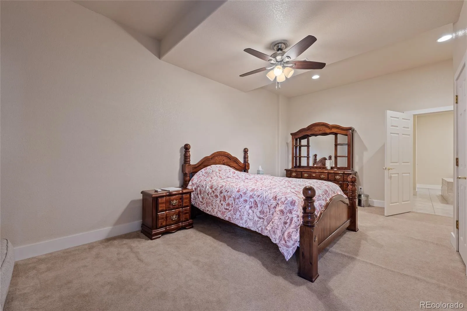 21527 E Smoky Hill Road Aurora CO 80015 MLS #REC6636509 07012026184704 1600 27