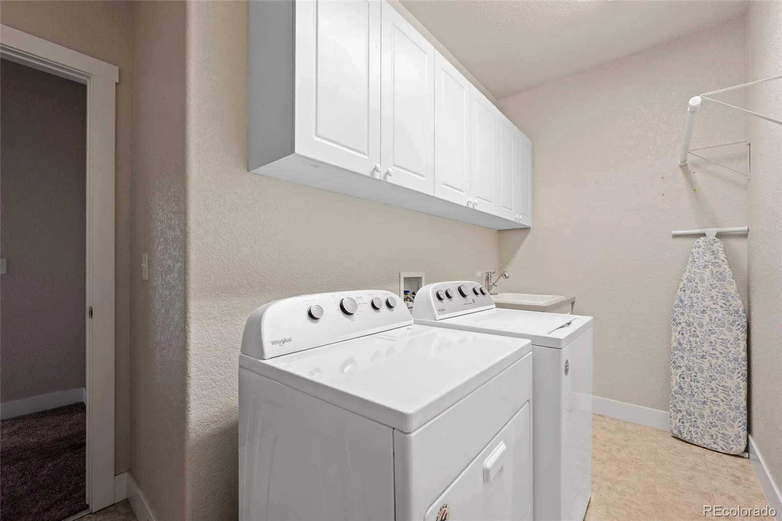 21527 E Smoky Hill Road Aurora CO 80015 MLS #REC6636509 07012026184704 1600 38