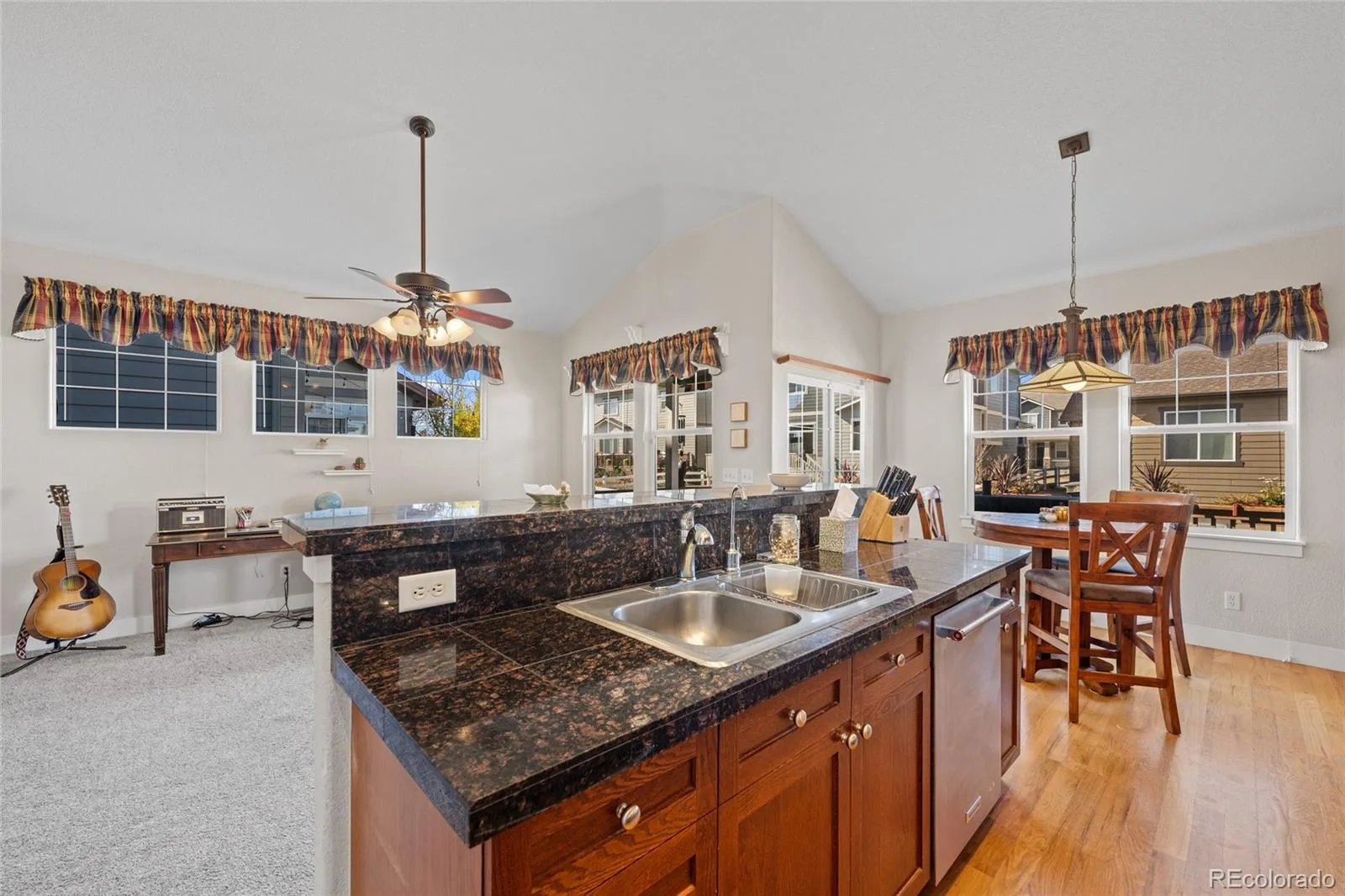 21527 E Smoky Hill Road Aurora CO 80015 MLS #REC6636509 07012026184704 1600 5