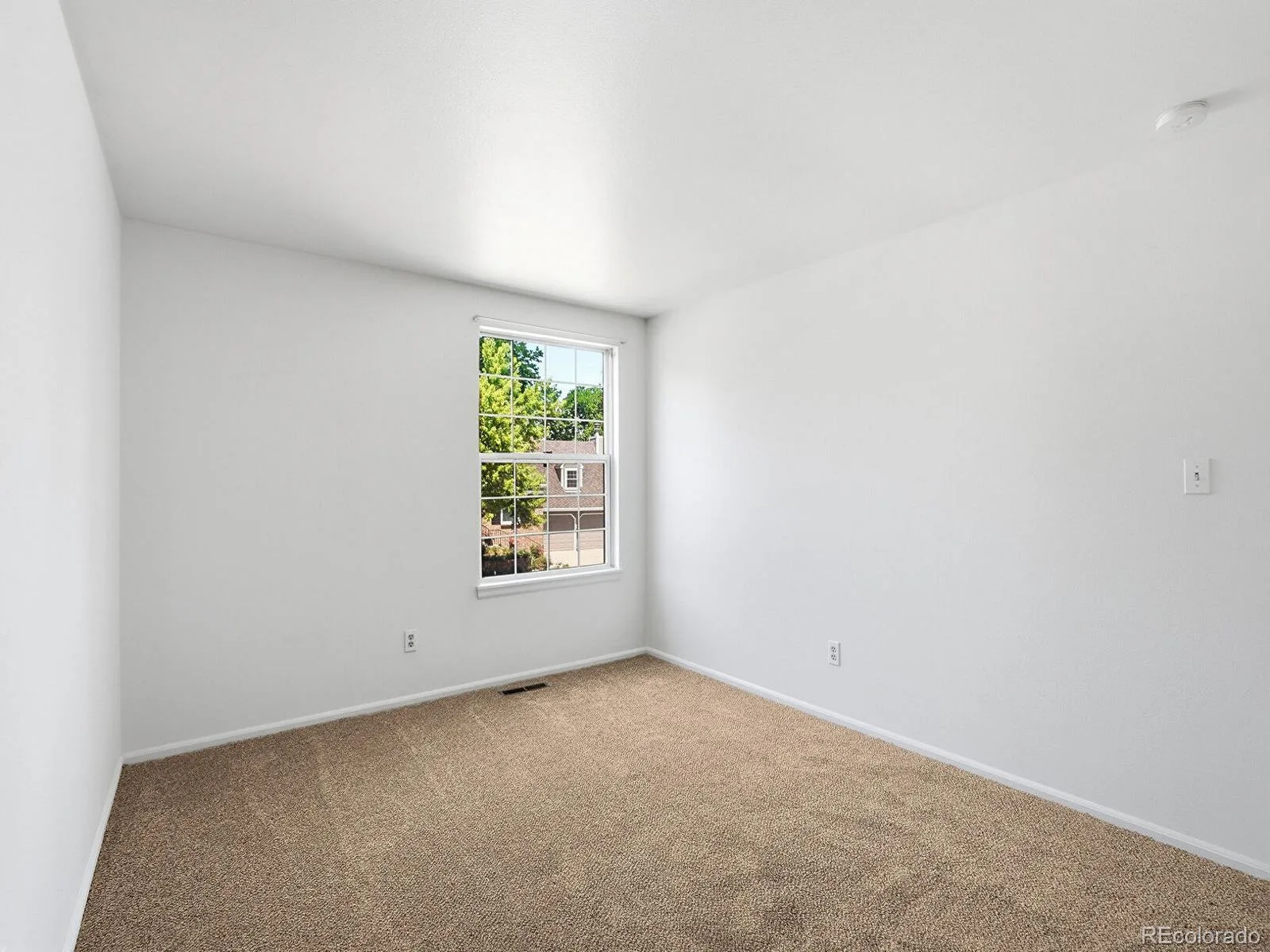 5123 S Iris Way Littleton CO 80123 | MLS #REC6636776 07242026171632 1600 22