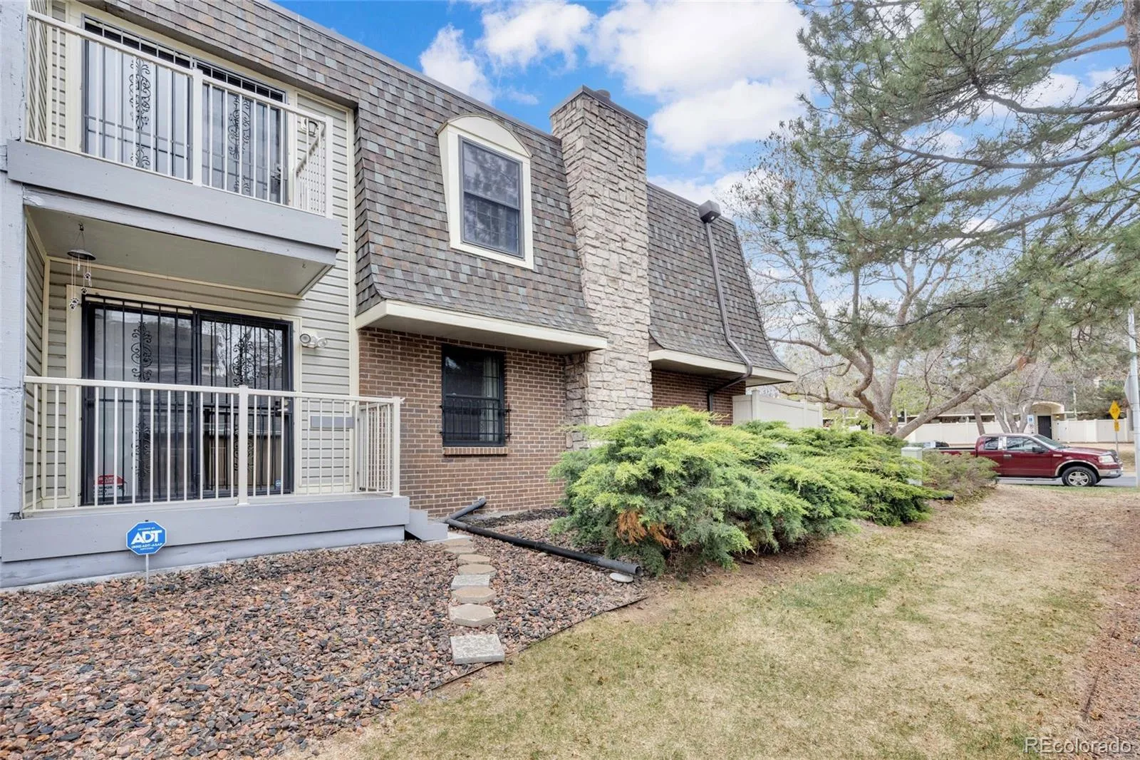 1350 S Idalia Street #D Aurora CO 80017 MLS #REC6636950 05012026172829 1600 27