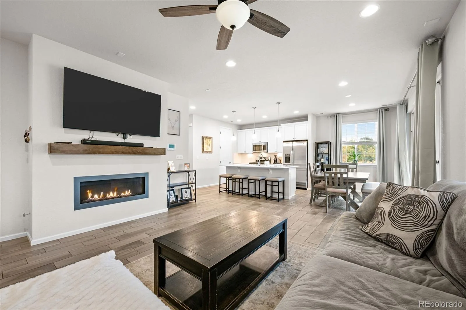 22250 E Mansfield Place Aurora CO 80018 | MLS #REC6638179 08062026170341 1600 15
