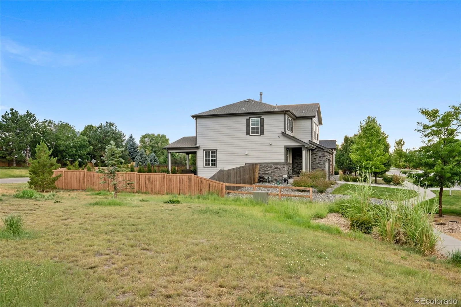 22250 E Mansfield Place Aurora CO 80018 | MLS #REC6638179 08062026170341 1600 35