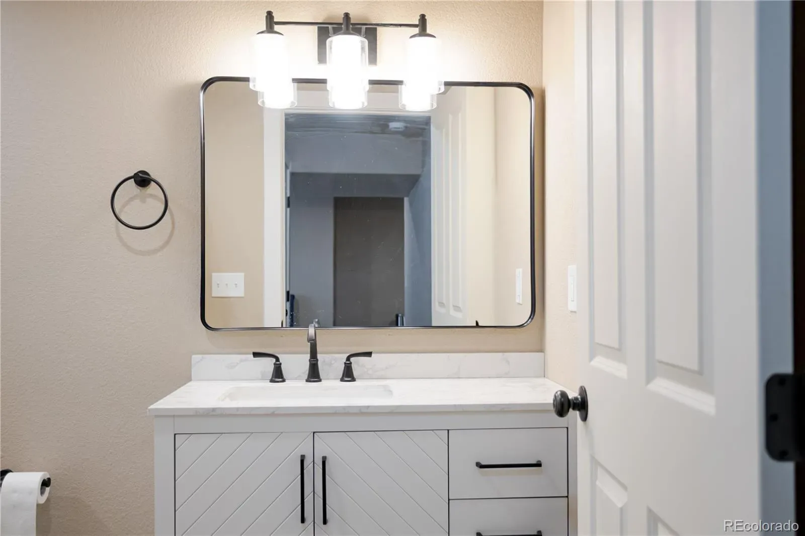 23429 E Briarwood Place Aurora CO 80016 MLS #REC6638200 03162026212739 1600 21