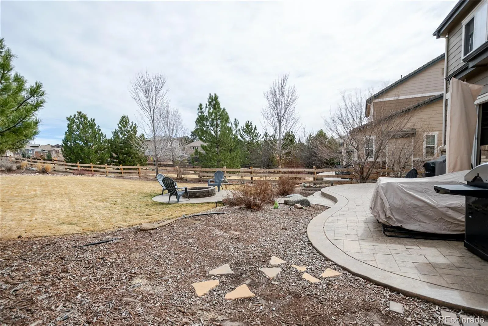 23429 E Briarwood Place Aurora CO 80016 MLS #REC6638200 03162026212739 1600 28