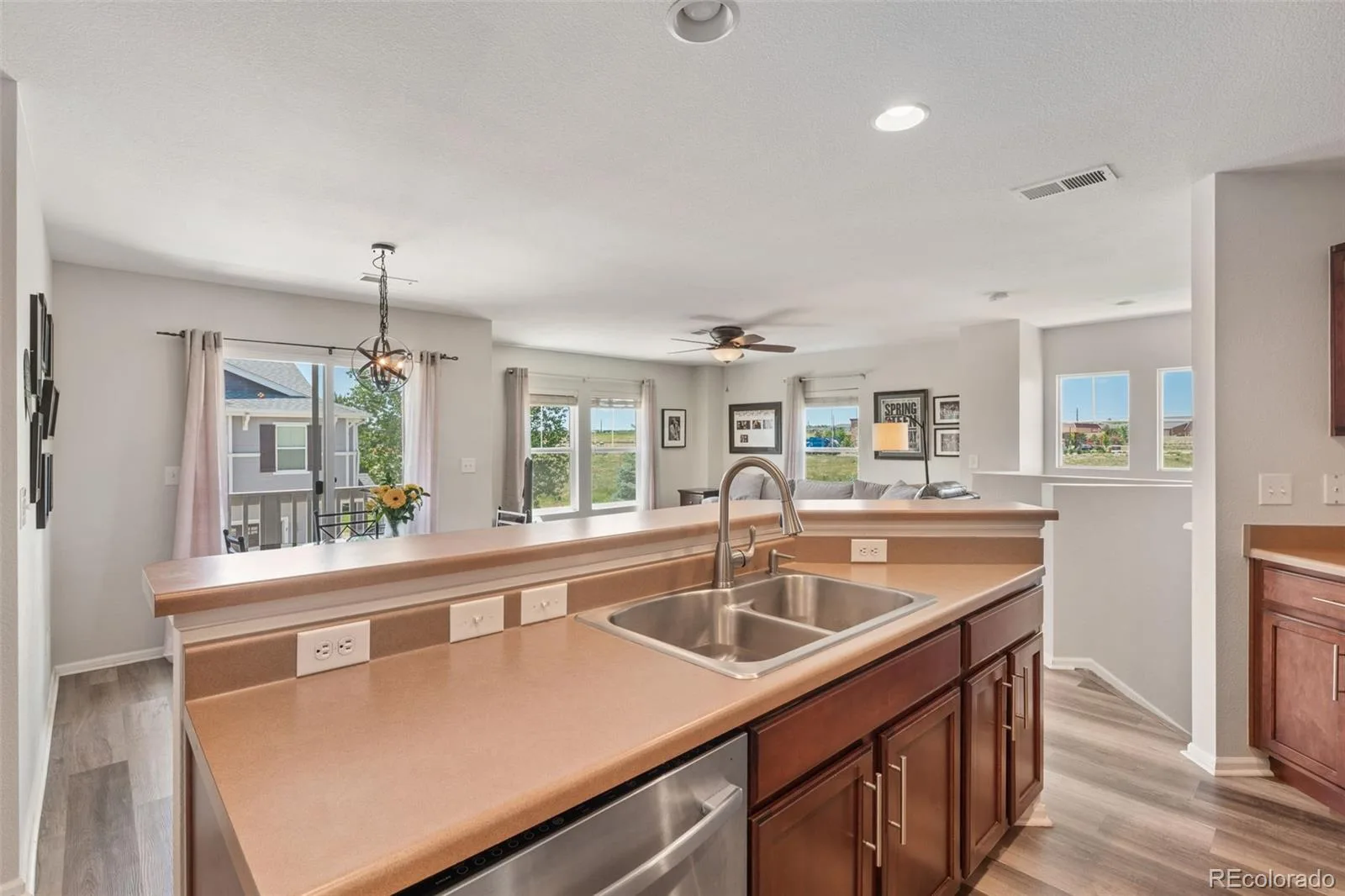 8991 Apache Plume Drive #F Parker CO 80134 MLS #REC6638571 06112026214216 1600 17
