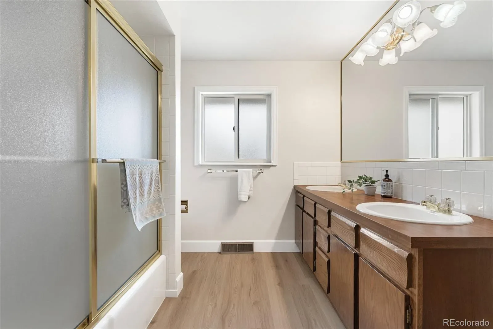 03272026043626 1600 24